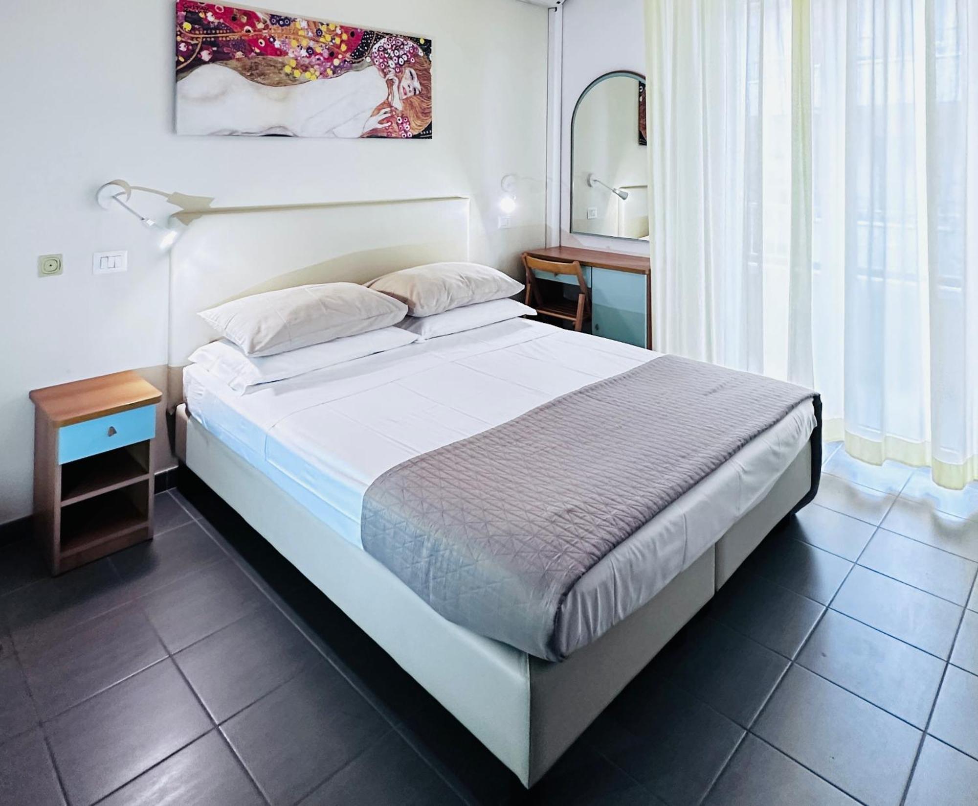 Hotel Villa Perazzini Rimini Esterno foto